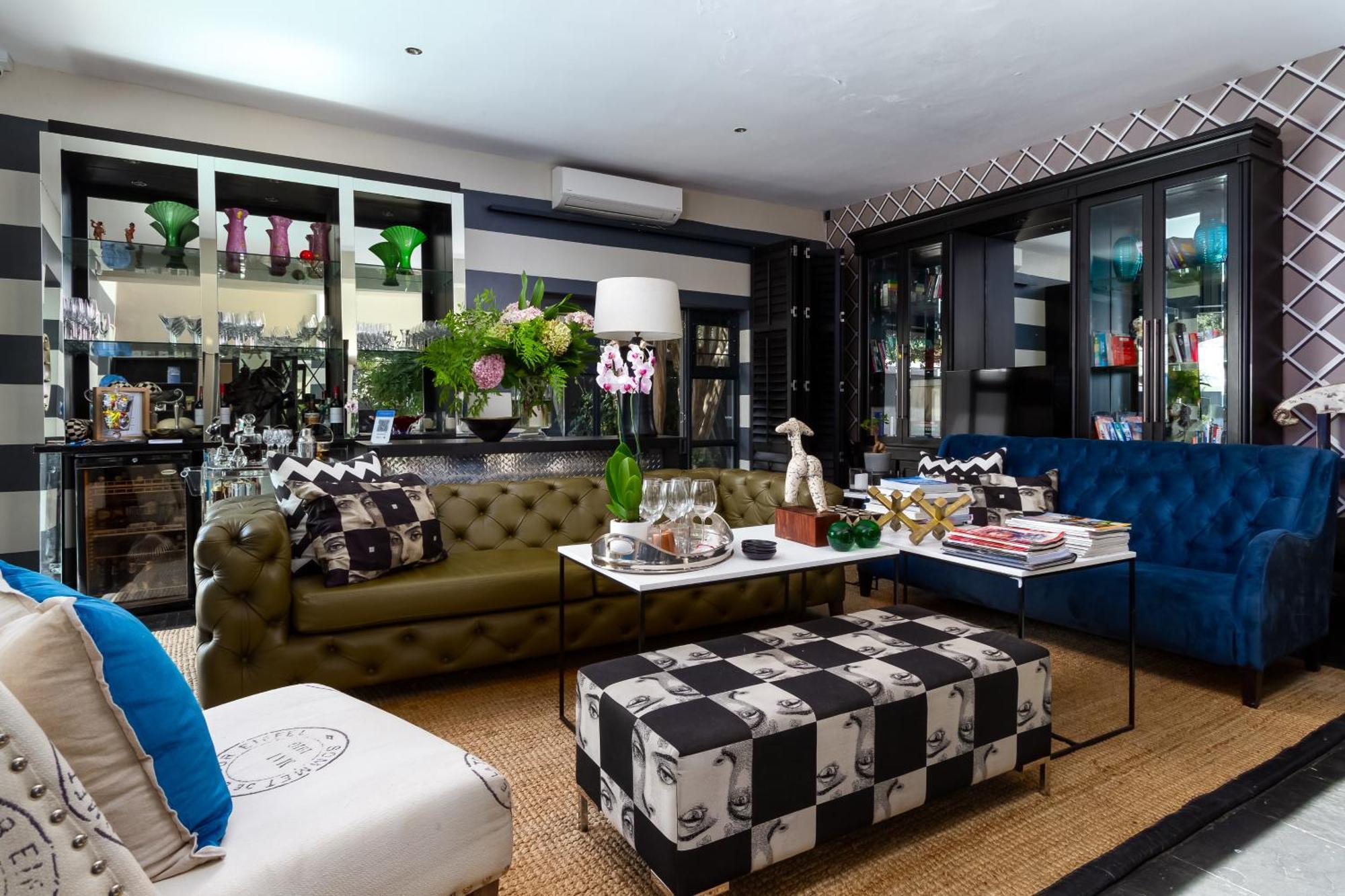 Life & Leisure Boutique Guesthouse สเตลเลนบอช ภายนอก รูปภาพ